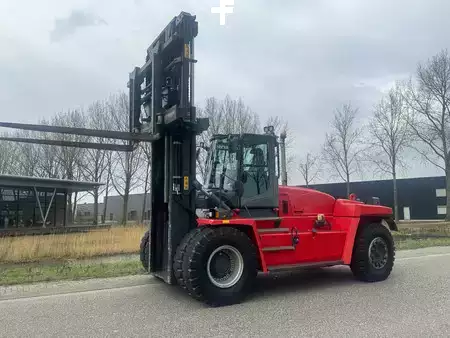 Empilhador diesel 2016  Kalmar DCG220-12LB (15)