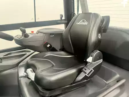 Chariots électriques à 4 roues 2026  Linde 1254 E 50 HL-01/600 (10)