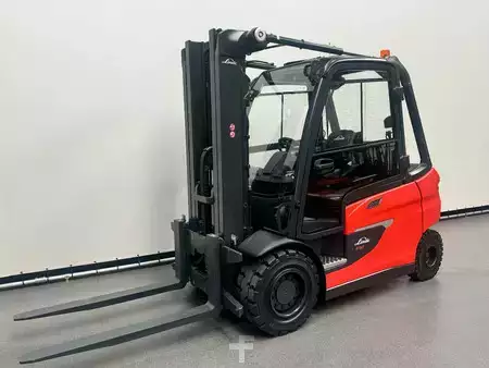 Chariots électriques à 4 roues 2026  Linde 1254 E 50 HL-01/600 (7)