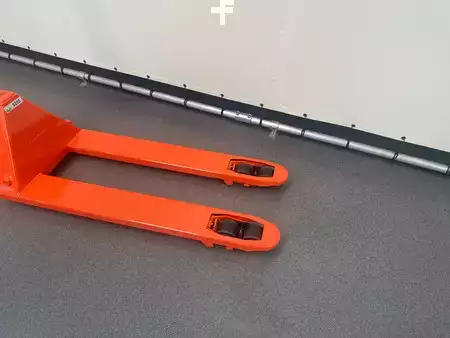 Transpalettes manuels 2026  BT LHM 230 QUICK LIFT 1150x520 mm (5)