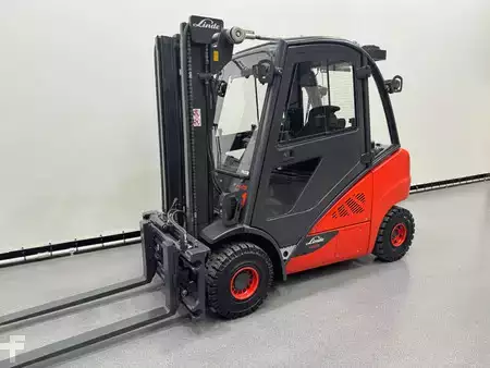 Chariots élévateurs diesel 2017  Linde H 25 D-02 (1)