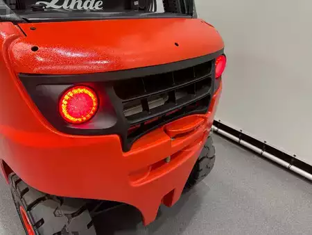 Chariots élévateurs diesel 2017  Linde H 25 D-02 (7)