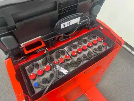 Transpalettes électriques 2021  Linde T 20 (5)