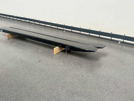 Carrelli elevatori diesel 2025  [div] Verlengvorken Nieuw Verlengvorken 2200 mm t.b.v. vorken 150x50 mm (2)