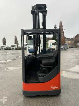 Reach Trucks 2005  Linde R14 (1)