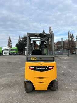 Carrelli elettrici 4 ruote 2018  Jungheinrich EFG430k (2)