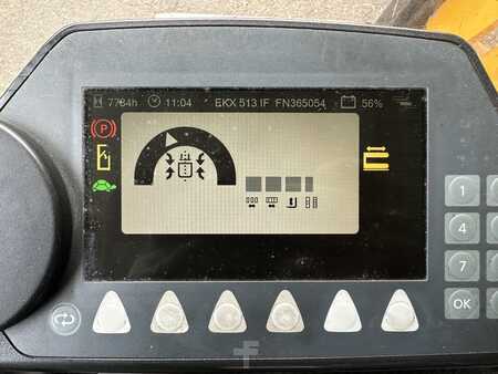 Chariots pour allées étroites 2007  Jungheinrich EKX513 (3)