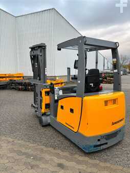 Smalle gangen trucks 2016  Jungheinrich EFX 413 (1)