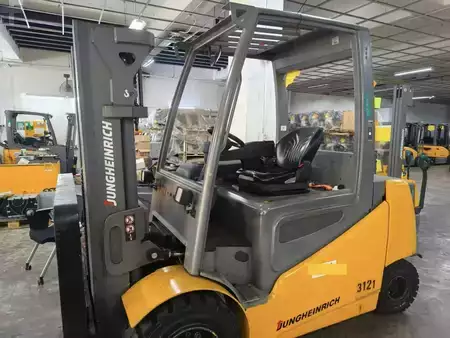 4-wiel elektrische heftrucks 2016  Jungheinrich EFG 550 (2)