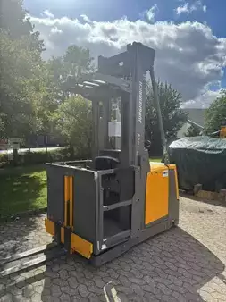 Vertical order pickers 2020  Jungheinrich EKS412s (1)
