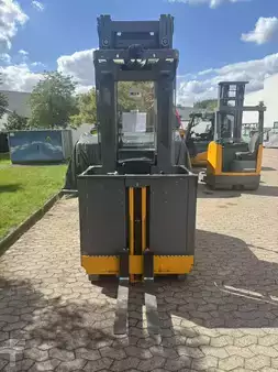 Vertical order pickers 2020  Jungheinrich EKS412s (3)