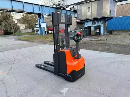 Pallestabler 2015  BT/Toyota SWE140L (3)