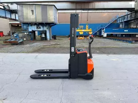 Pallestabler 2015  BT/Toyota SWE140L (4)