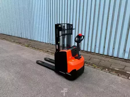 Hochhubwagen 2020  BT/Toyota SWE200D (8)