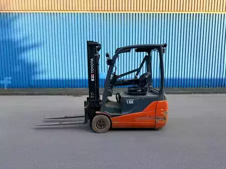 Elektro 3 Rad 2015  BT/Toyota 8FBET18 (2)