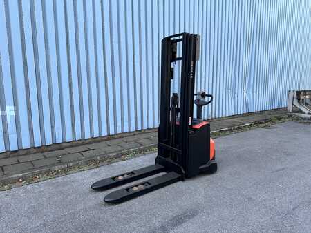 Pallet Stackers 2015  BT SWE140L Endunden fertig (14)