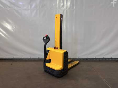 Jungheinrich EMC 110 Intern Lader