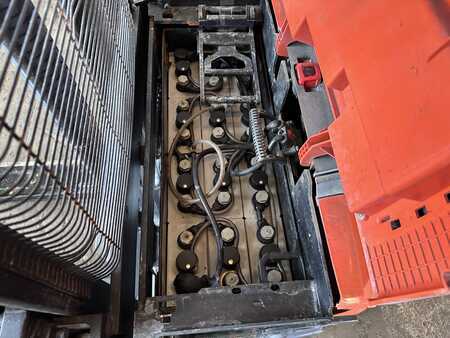 Stapelaars 2013  Toyota SWE200D (9)