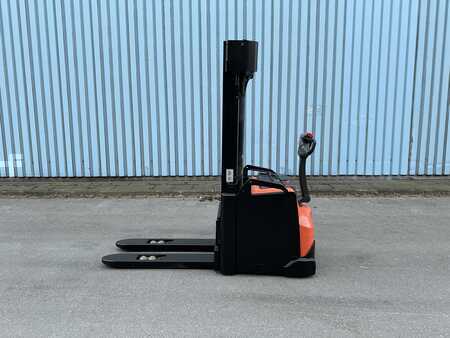 Stoccatori 2017  Toyota SWE160L Initialhub Batterie 2024 (10)