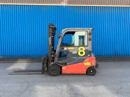 Elektro 4 Rad  Toyota 8FBMT35-11658 BREITES ZVG BATT 2023 (2)