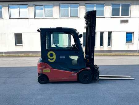 Elektro 4 Rad  Toyota 8FBMT25 DZH Triplex ZVG (6)