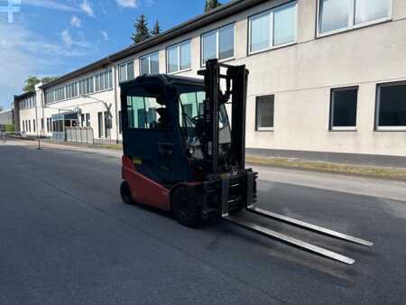 Elektro 4 Rad  Toyota 8FBMT25 ZVG DZH (4)