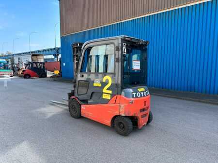 Elektro 4 Rad  Toyota 8FBMT25 ZVG DZH (6)