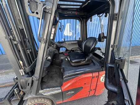 El Truck - 3-hjul 2018  Linde E26C-02 Waage Vollkabine DZH (5)