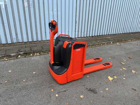 Elektrische palletwagens 2018  Linde T18 Niderhubwagen Endkunden fertig (3)