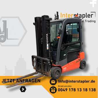 Elektro 4 Rad  Toyota 8FBM20T (1)