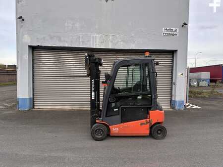 Elektro 4 Rad  Toyota 8FBM20T (10)