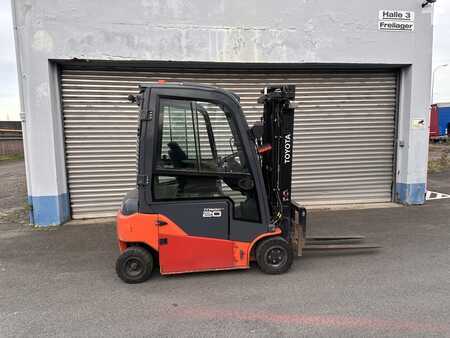 Elektro 4 Rad  Toyota 8FBM20T (8)