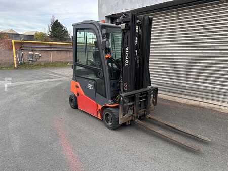 Elektro 4 Rad  Toyota 8FBM20T (9)