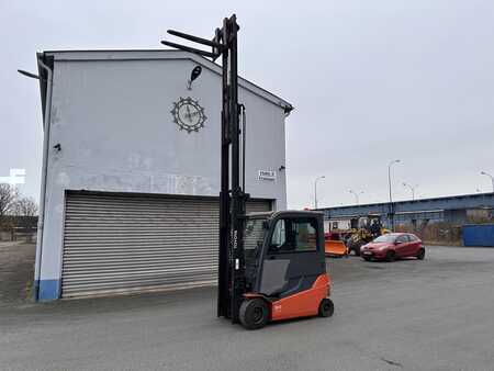 Elektro 4 Rad  Toyota 8FBMT30 Triplex 5,5m (10)