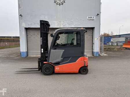 Elektro 4 Rad  Toyota 8FBMT30 Triplex 5,5m (3)