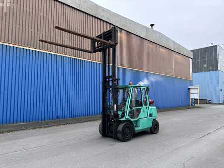 Treibgasstapler  Mitsubishi FG40K 4Ton Gas Fork Positioner (7)