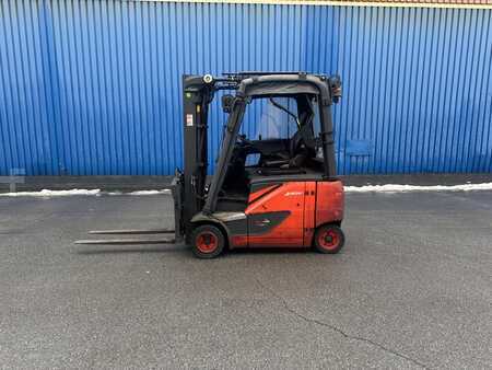 Elektrisk- 4 hjul  Linde E20PH-02 Triplex Halbkabine SS & ZVG (2)