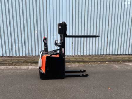 Ledstaplare gå 2019  Toyota SPE120 Wenig Stunden Endkunden fertig (5)