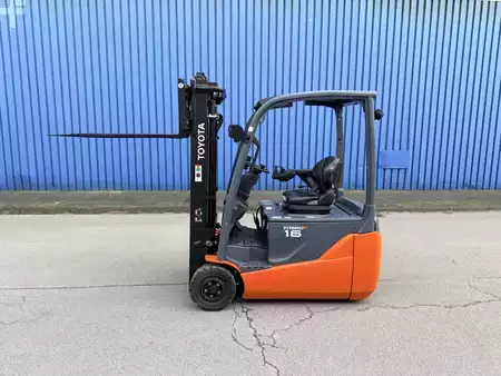 Elektro 3 Rad  Toyota 8FBE16T-13520 Duplex 3 Wheel (9)