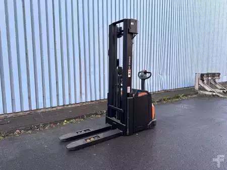 Ledstaplare gå 2016  Toyota SWE160L TX540 Sofort Endkunden fertig 10stk (7)
