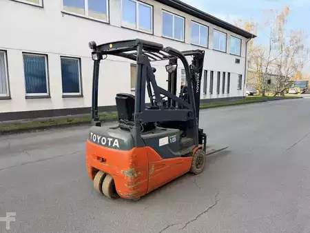 Eléctrico - 3 rodas 2015  Toyota 8FBET18 (6)