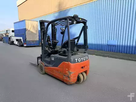 Eléctrico - 3 rodas 2015  Toyota 8FBET18 (7)