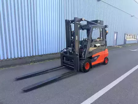 Elektro 4 Rad 2018  Linde E35L-01 client ready Aufbereitet (2)