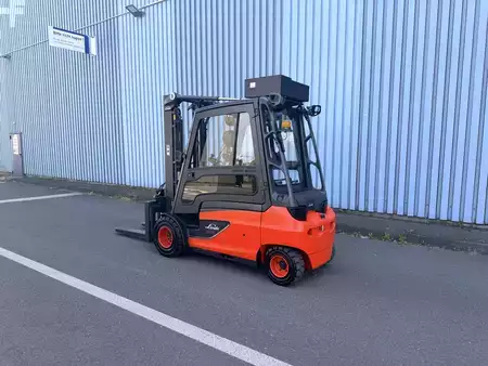 Elektro 4 Rad 2018  Linde E35L-01 client ready Aufbereitet (3)