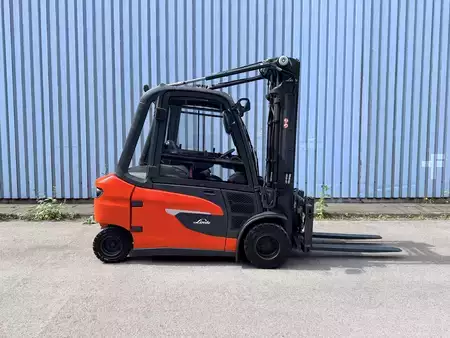 Elektro 4 Rad 2022  Linde linde E35L-01 Client ready  Positioner & Sideshift (12)