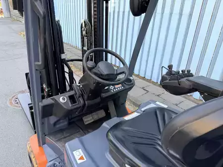 Elektro tříkolové VZV 2019  Toyota 8FBE20T (5)