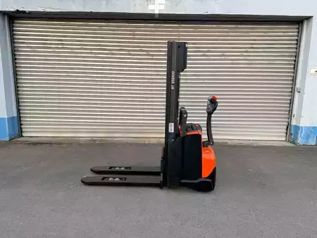 Pallestabler 2016  BT/Toyota SWE120L (11)