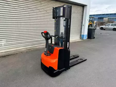 Pallestabler 2016  BT/Toyota SWE120L (4)