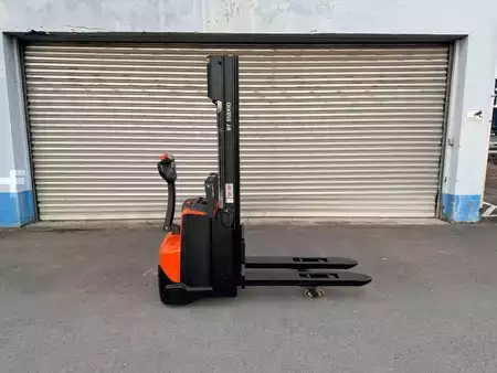 Pallestabler 2016  BT/Toyota SWE120L (7)