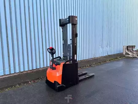 Pallestabler 2016  BT/Toyota SWE160L (2)